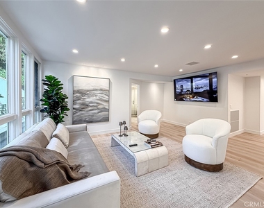 4266 Louise Avenue - Photo Thumbnail 11