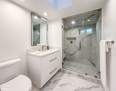 4266 Louise Avenue - Photo Thumbnail 22