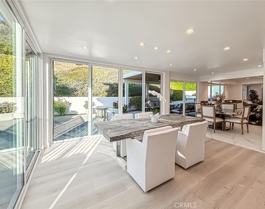 4266 Louise Avenue - Photo Thumbnail 6