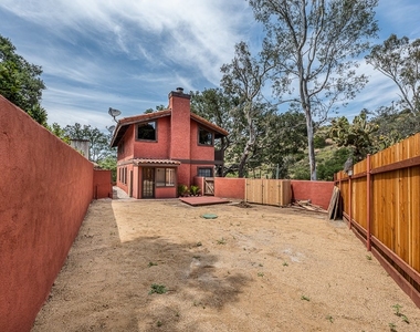 7834 Lilac Lane - Photo Thumbnail 21