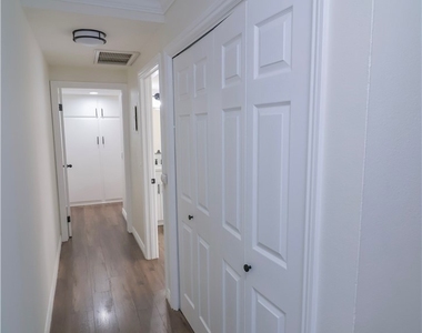 13540 Hubbard - Photo Thumbnail 11