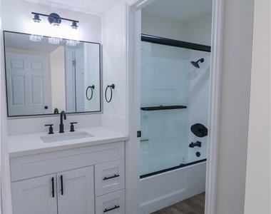 13540 Hubbard - Photo Thumbnail 13