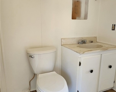 216 Kearns - Photo Thumbnail 13
