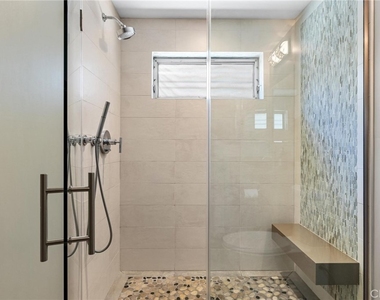 726 Loma Drive - Photo Thumbnail 39