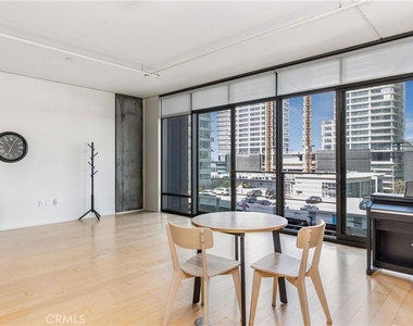 1100 S Hope Street - Photo Thumbnail 5