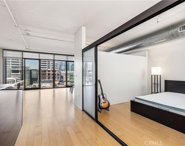1100 S Hope Street - Photo Thumbnail 10