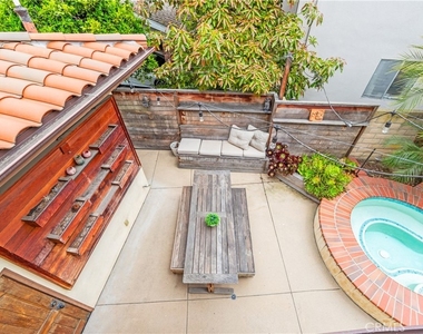1720 Crestview - Photo Thumbnail 25