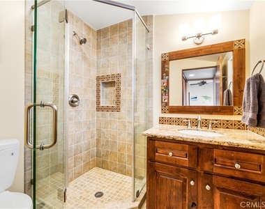 1720 Crestview - Photo Thumbnail 22