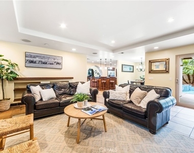 1720 Crestview - Photo Thumbnail 12