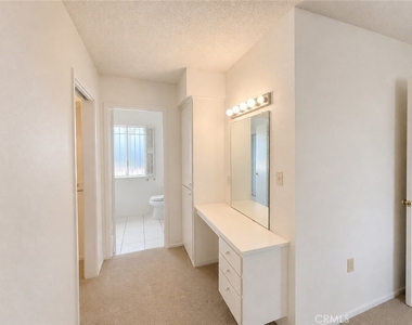 25650 Hartwick - Photo Thumbnail 4
