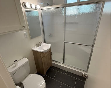 10317 Pinehurst Avenue - Photo Thumbnail 3