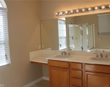 1306 Timberwood - Photo Thumbnail 9