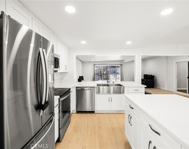 13509 Destino St - Photo Thumbnail 15