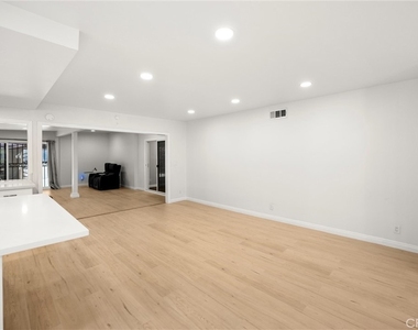 13509 Destino St - Photo Thumbnail 16