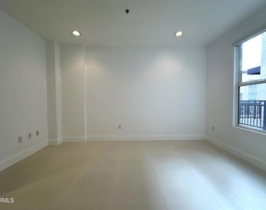 88 E Bay State Street - Photo Thumbnail 3