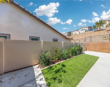 11774 Glenridge Rd - Photo Thumbnail 17