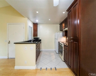 26212 E Sanz - Photo Thumbnail 7