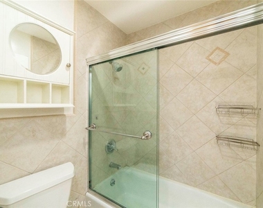 26212 E Sanz - Photo Thumbnail 13