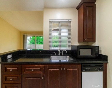 26212 E Sanz - Photo Thumbnail 9