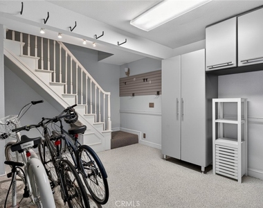 415 1/2 Heliotrope Avenue - Photo Thumbnail 15