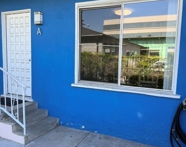 405 W Broadway - Photo Thumbnail 1
