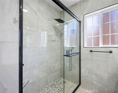 6607 Riverton - Photo Thumbnail 19