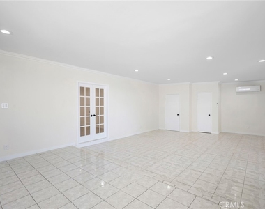 6607 Riverton - Photo Thumbnail 13