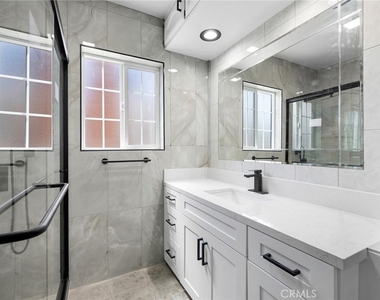 6607 Riverton - Photo Thumbnail 18
