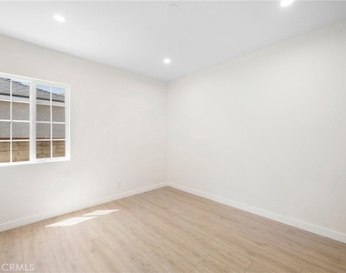 6607 Riverton - Photo Thumbnail 23