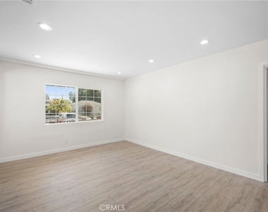 6607 Riverton - Photo Thumbnail 4