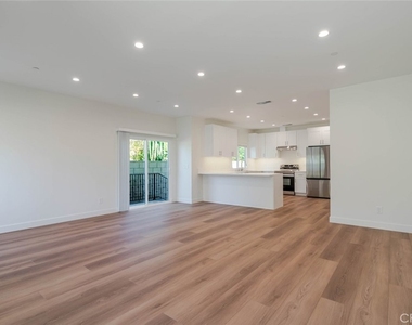 11969 Redbank Street - Photo Thumbnail 10