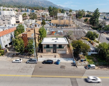 10232 Tujunga Canyon Boulevard - Photo Thumbnail 22