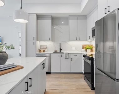8500 Haven Ave - Photo Thumbnail 3