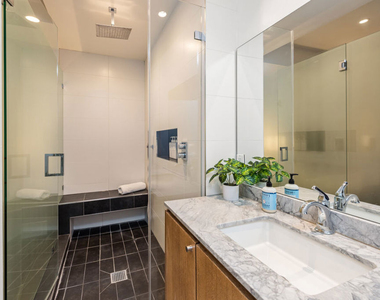 8469 Franklin Avenue - Photo Thumbnail 34