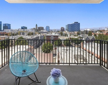 2783 Francis Avenue - Photo Thumbnail 5