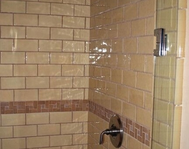 6445 W 5th Street - Photo Thumbnail 11