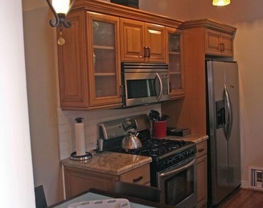6445 W 5th Street - Photo Thumbnail 4