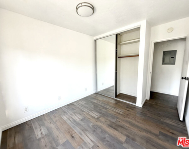250 Linden Avenue - Photo Thumbnail 27