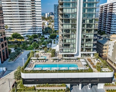 11750 Wilshire Boulevard - Photo Thumbnail 17