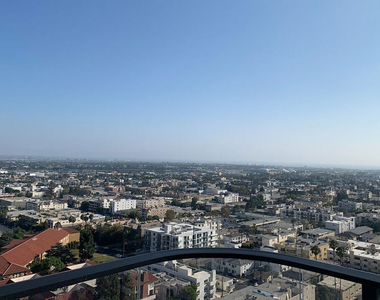 11750 Wilshire Boulevard - Photo Thumbnail 27