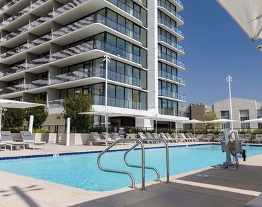 11750 Wilshire Boulevard - Photo Thumbnail 15