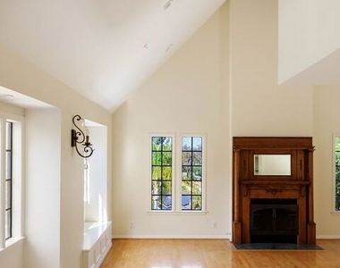 5237 San Feliciano Drive - Photo Thumbnail 15
