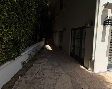 9101 Hazen Drive - Photo Thumbnail 2