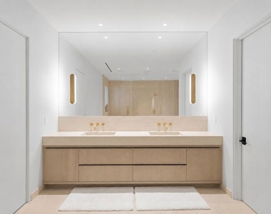5837 Murphy Way - Photo Thumbnail 18