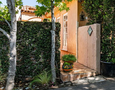 216 S Carmelina Avenue - Photo Thumbnail 5