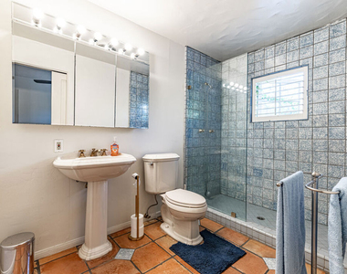 216 S Carmelina Avenue - Photo Thumbnail 14