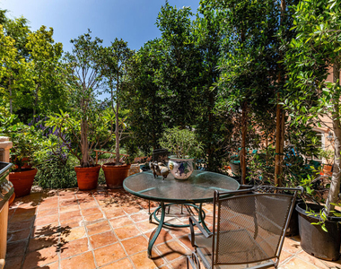 216 S Carmelina Avenue - Photo Thumbnail 1