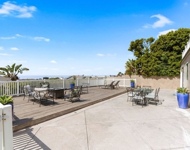 31518 Broad Beach Road - Photo Thumbnail 23