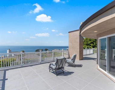 31518 Broad Beach Road - Photo Thumbnail 2