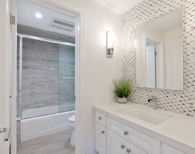 31518 Broad Beach Road - Photo Thumbnail 19